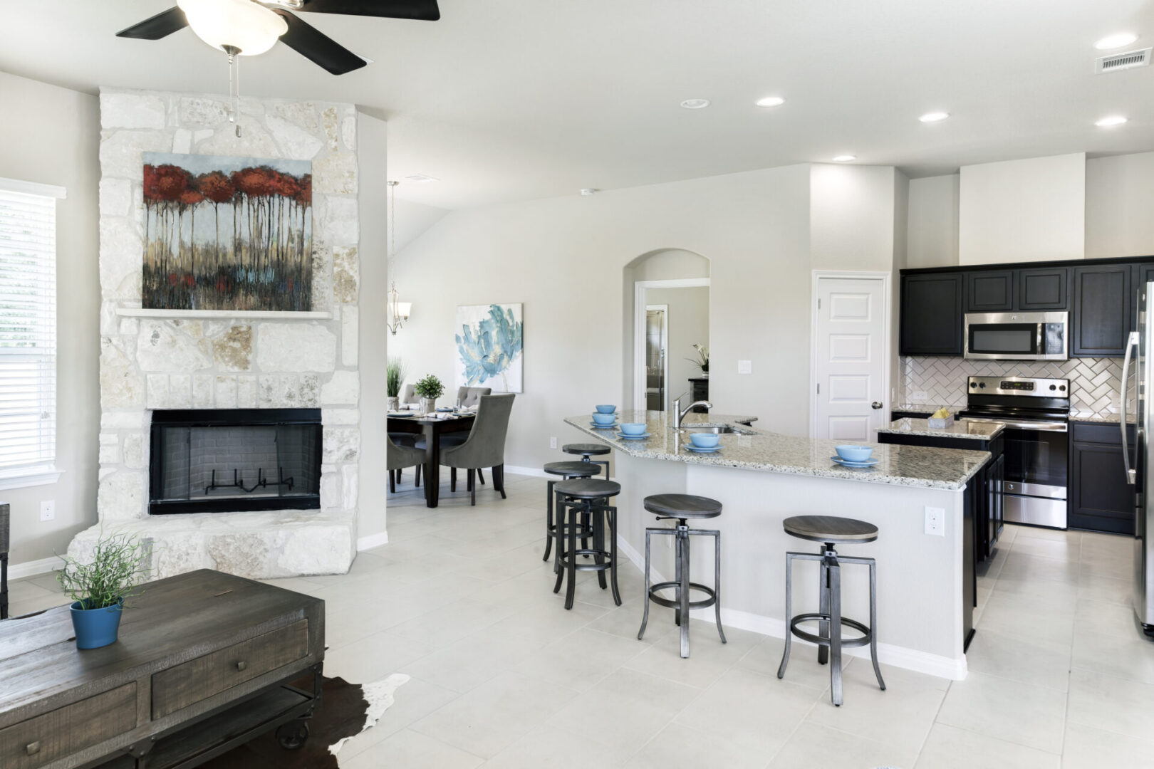 806 Savannah Cove (1)